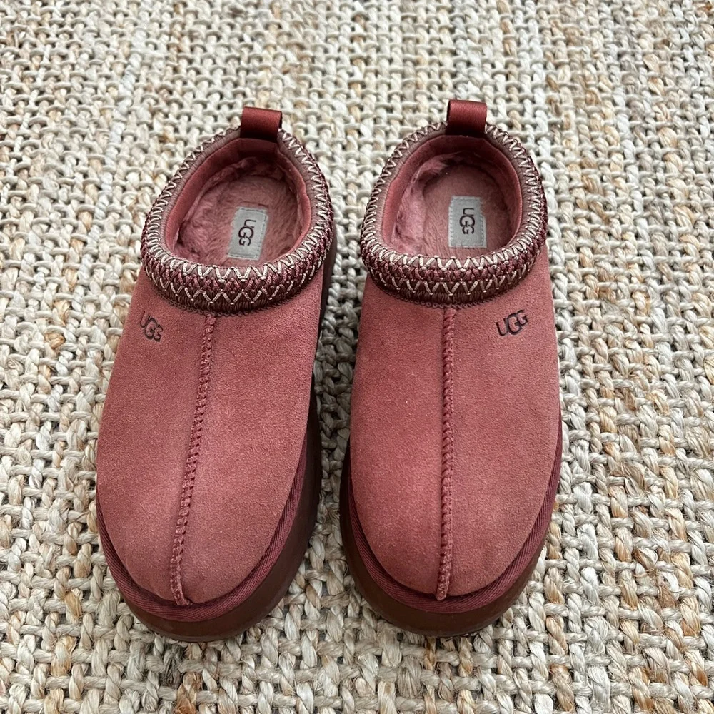 UGG PLATFORM TASMANS - Picture 1 of 3